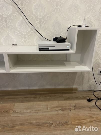 Полка настенная