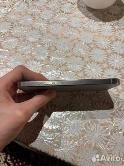 iPhone 15 Pro, 128 ГБ