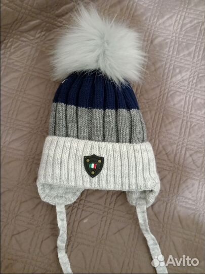 Шапка зимняя на 5-6 лет