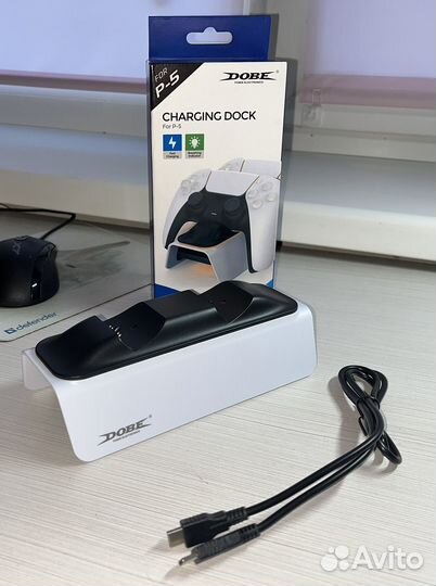 Зарядная станция для геймпадов PS5