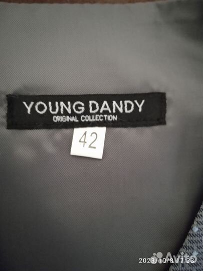 Костюм на мальчика, тройка 42р