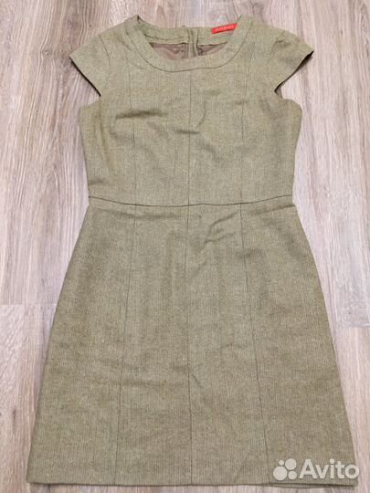 Продам платья (много)