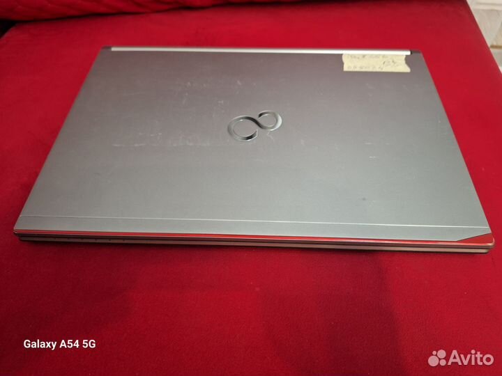 Ноутбук Fujitsu lifebook E Series