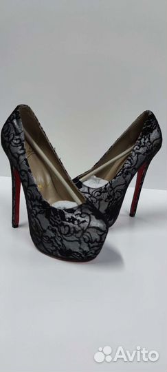 Продам туфли новые