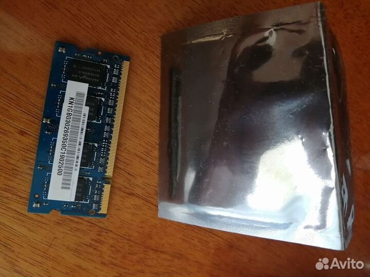 Оперативная память DDR2-667 (PC2-5300) -1Гб Acer A