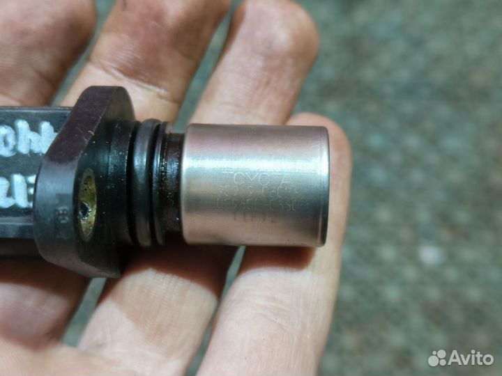 Датчик положения распредвала Toyota Corolla 12 1.6