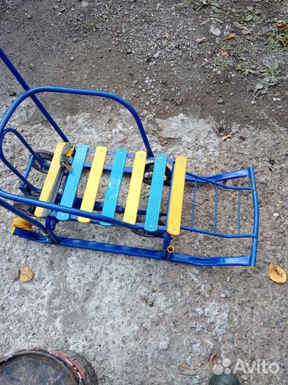 Детские санки на колесах