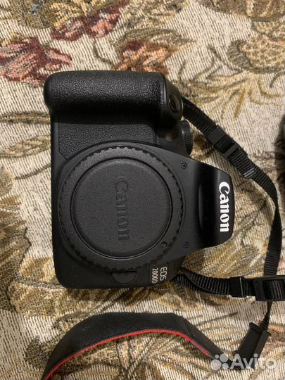 Зеркальный фотоаппарат canon eos 2000d