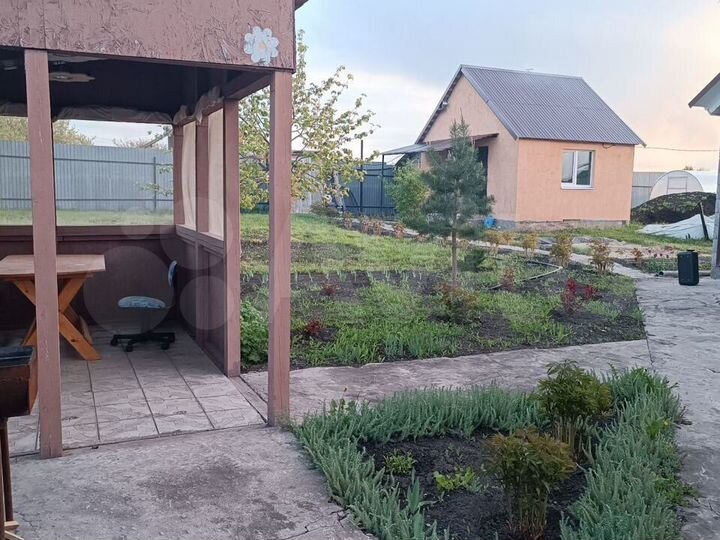 Дом 50 м² на участке 11 сот.