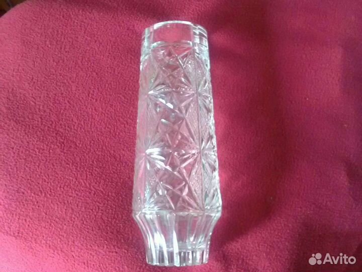 Ваза хрустальная