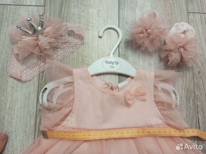 Платье нарядное для девочки 80 размера