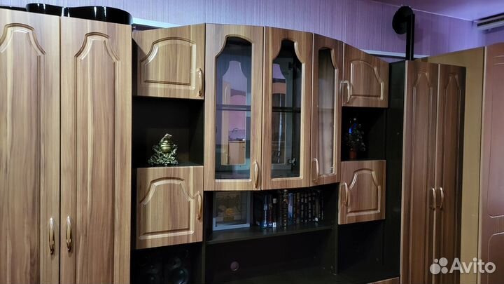 Стенка в гостиную бу