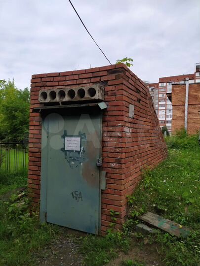 Машиноместо, 10 м²