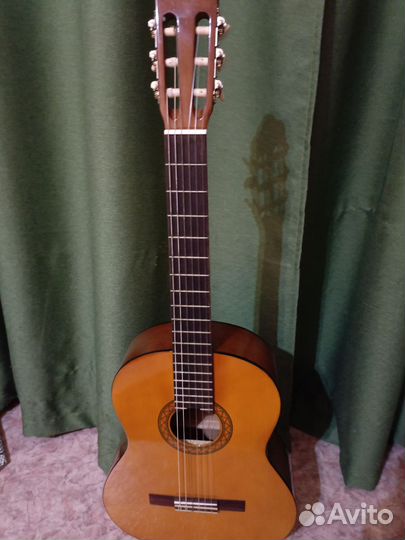Гитара Yamaha c40 бу