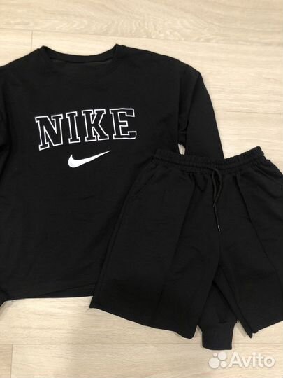 Спортивный костюм женский