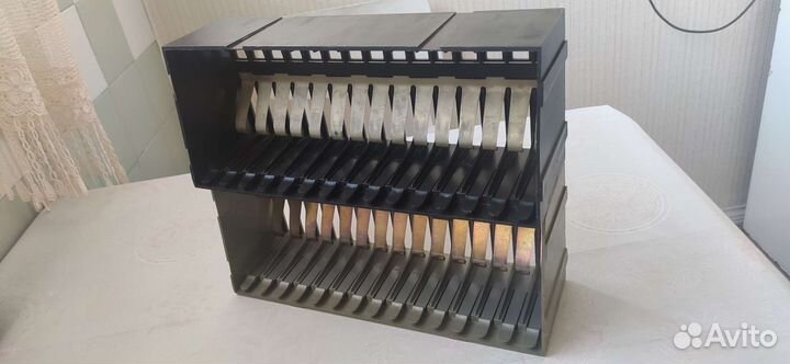 Стойка для аудиокассет