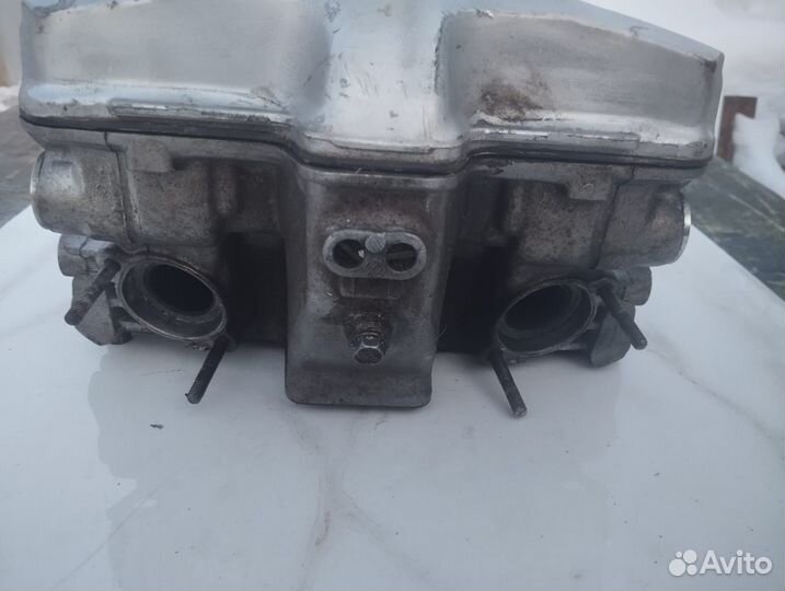 Передняя головка блока цилиндров Honda Magna