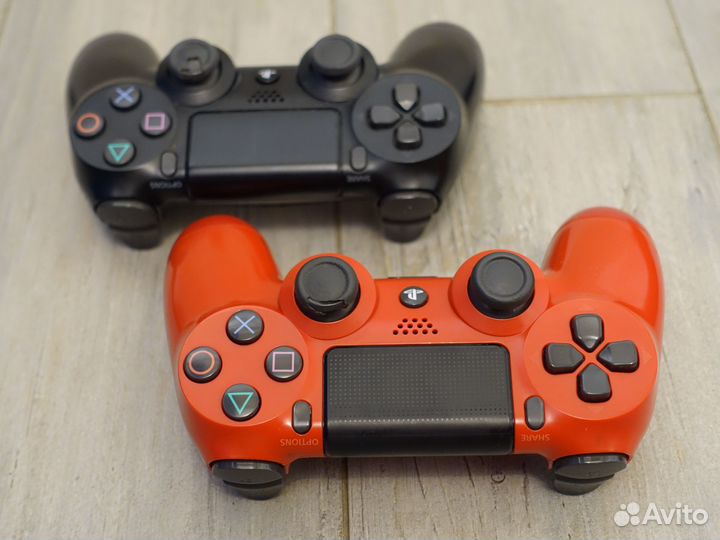 Sony playstation 4 pro + 2 геймпада + диски