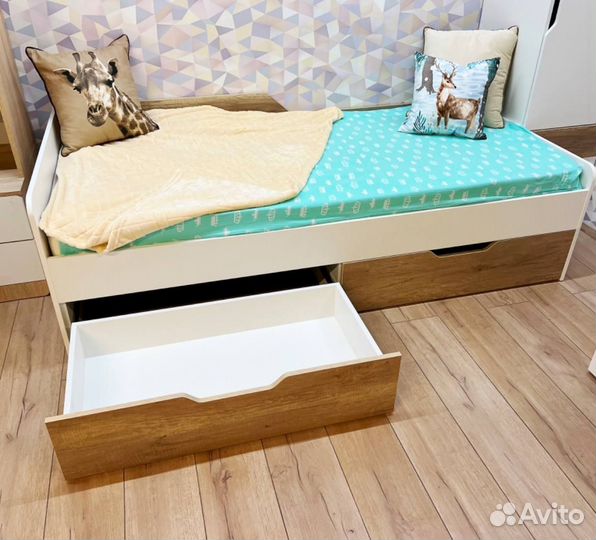 Односпальная кровать 90х190 с ящиками Лайт Лофт