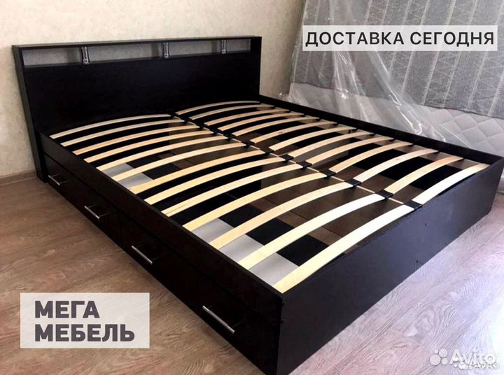 Кровать двуспальная