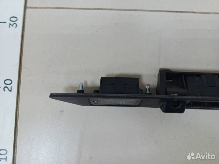 Кнопка открывания багажника Audi A8/S8