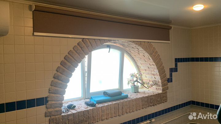 Жалюзи и рулонные шторы на окна