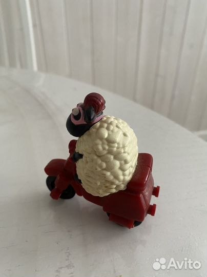 Овечка на мотоцикле (Макдональс)