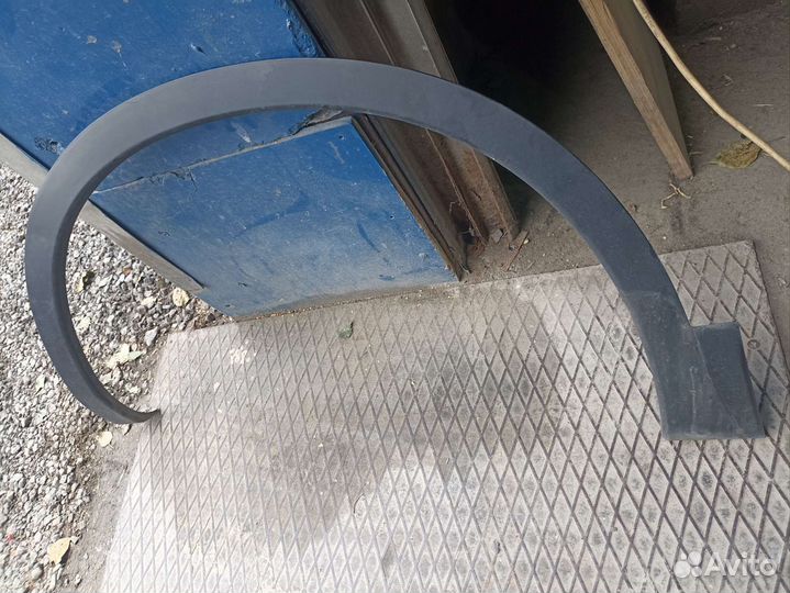 Молдинг крыла передний левый Nissan Qashqai J10