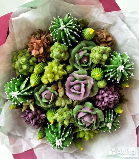 Кактусы, пельмени, букеты из зефира для мужчин