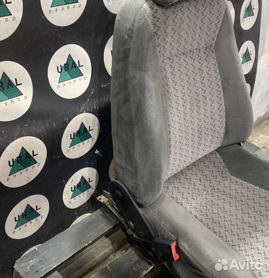 Сиденье переднее левое Ваз 2110 2111 2112