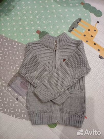 Свитер новый на мальчика