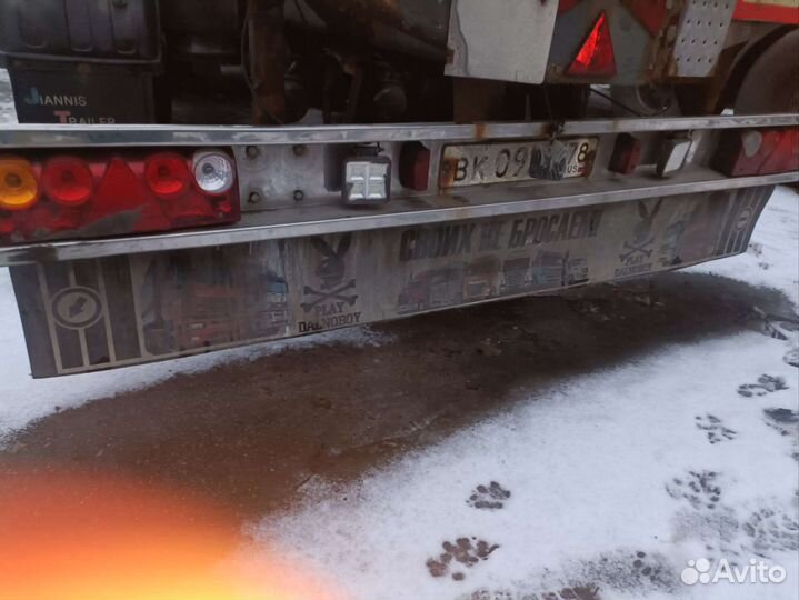 Задний отбойник на грузовик