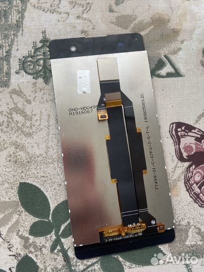 Дисплей Sony Xperia XA
