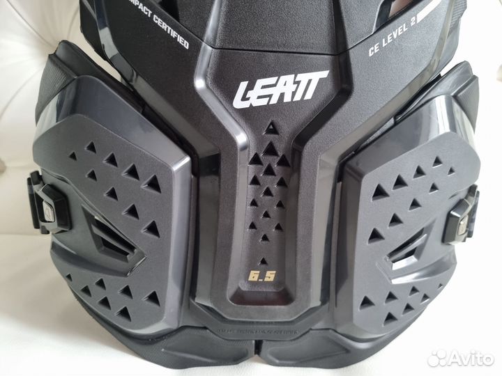 Пaнцupь Leatt Chest Protector 6.5 Pro Чepный V24