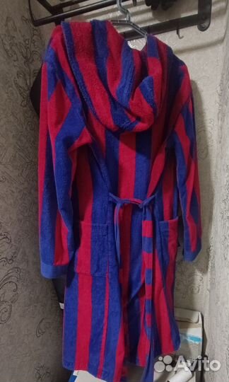 Мужской махровый халат с капюшоном