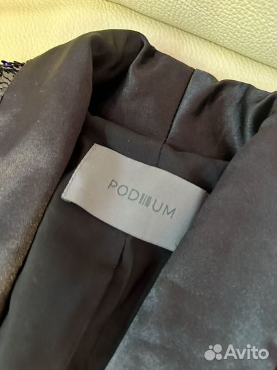 Пиджак блестяжий италия 44