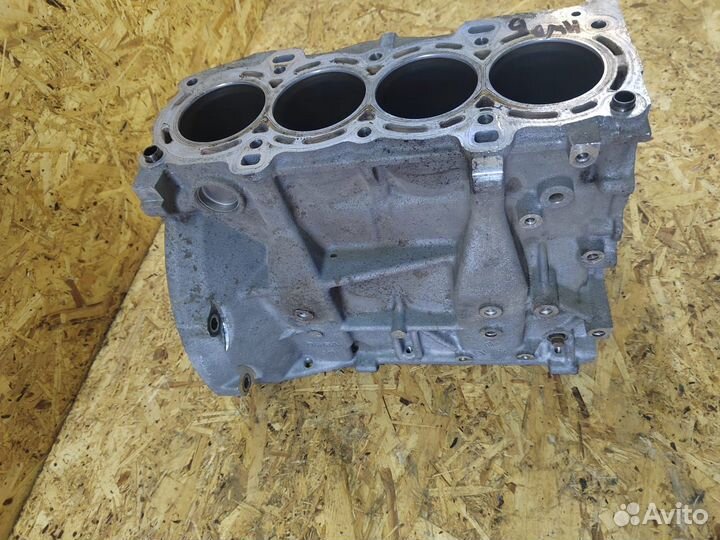 Блок цилиндров Ford Focus 2 1.6 hwdb