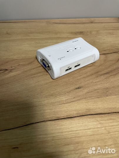 KVM переключатель TrendNet TK-207K