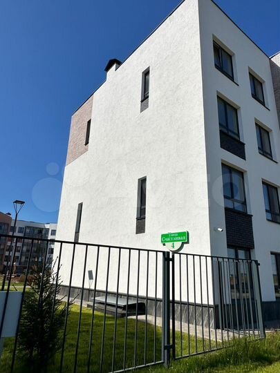 2-к. квартира, 52 м², 4/4 эт.