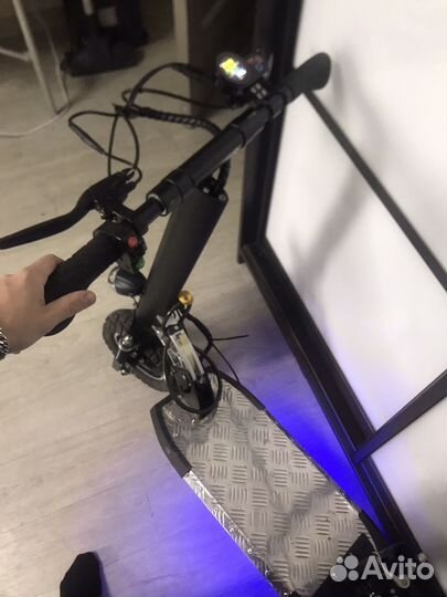 Электрический самокат