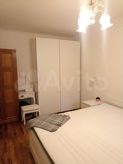 2-к. квартира, 56 м², 2/12 эт.