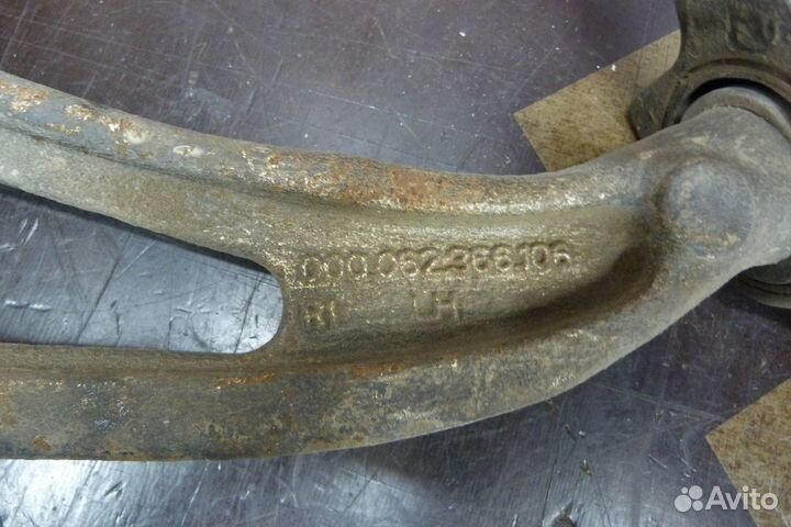 Рычаг подвески нижний передний Mercedes Benz W164