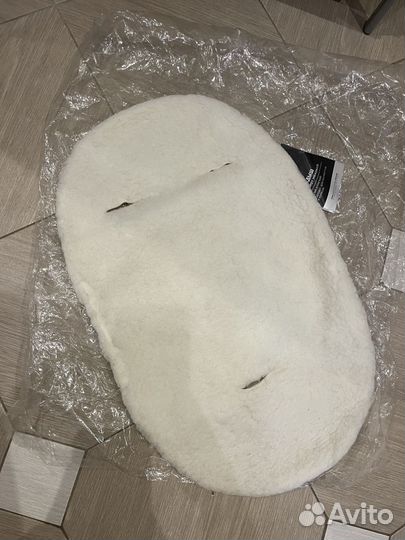 Вкладыш в коляску happy baby овчина