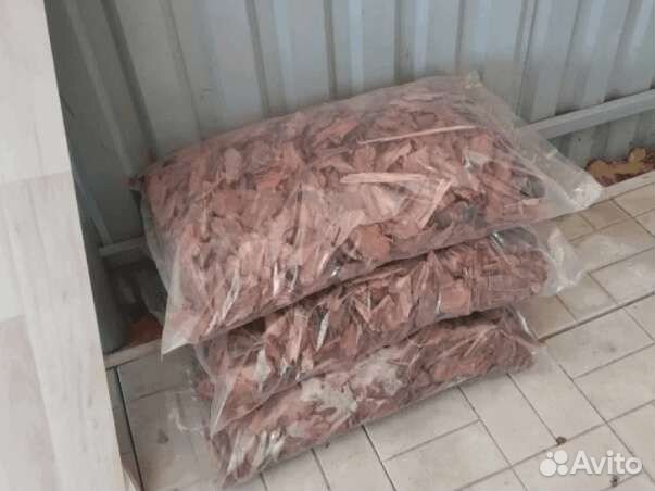 Сосновая мульча фракции от 10 до 20 см в мешках 50