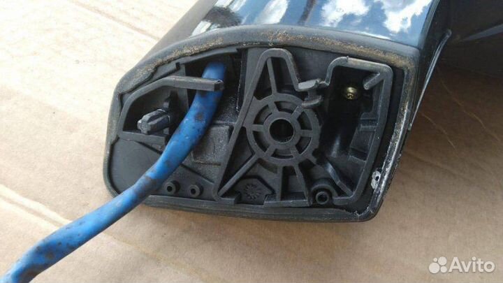 Зеркало правое Peugeot 308 2007-2013