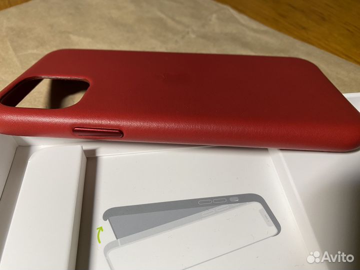 Чехол iPhone 11 Pro Leather Case mwyf2zm/A Red 12
