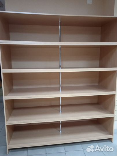 Торговое оборудование бу для магазина стеллажи