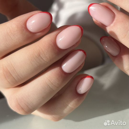 Маникюр педикюр