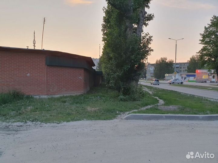 Место для размещения рекламы на фасаде гаража