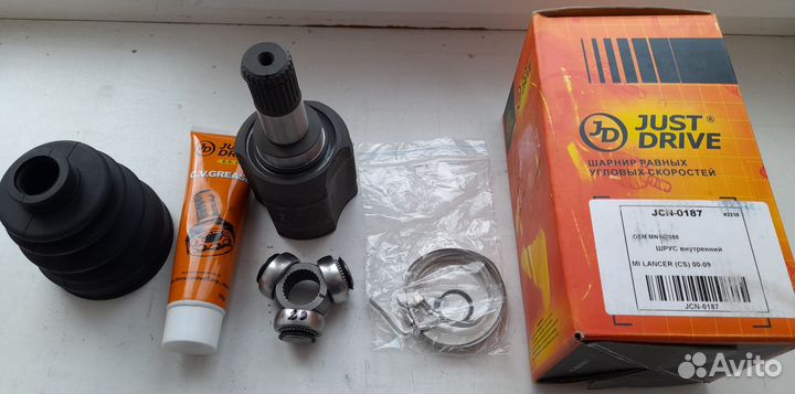 Шрус внутренний правый Mitsubishi Lancer 9 IX